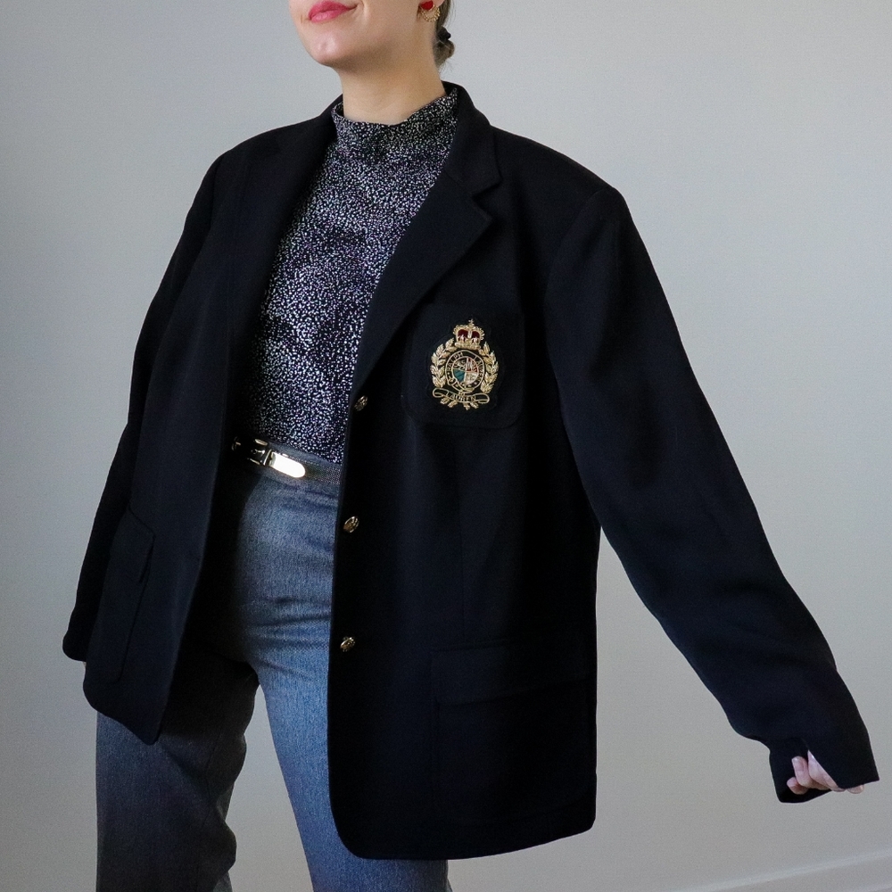 Black chunky Ralph Lauren oversized blazer with front gold logo
